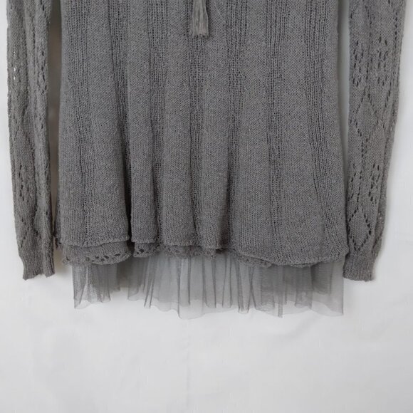 V Christina | Gray Taupe Crochet Knit Boho Layered Sweater | Size M - Picture 3 of 8